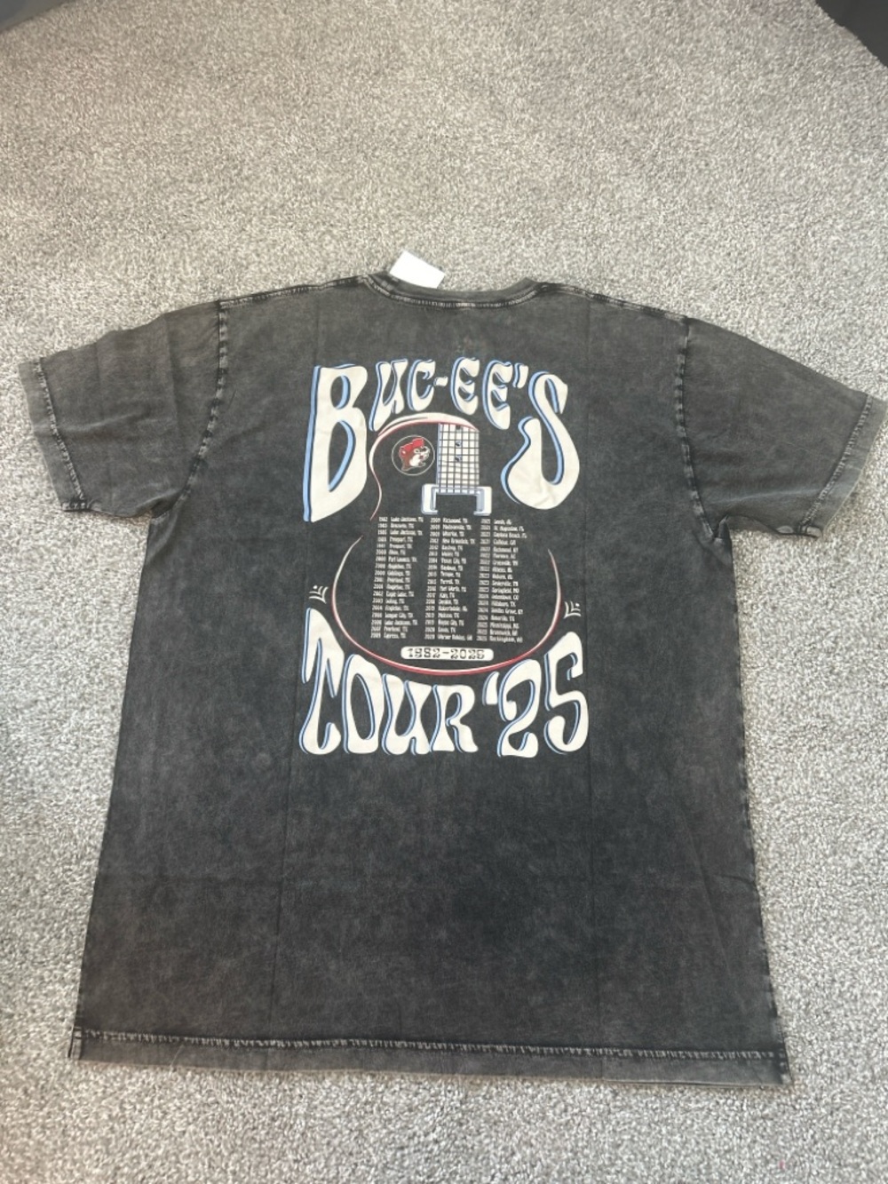 Buc-ee’s Tour 2025 Graphic Tee NWT Texas Beaver Shirt Vintage Wash Unisex 2X - Picture 2 of 3